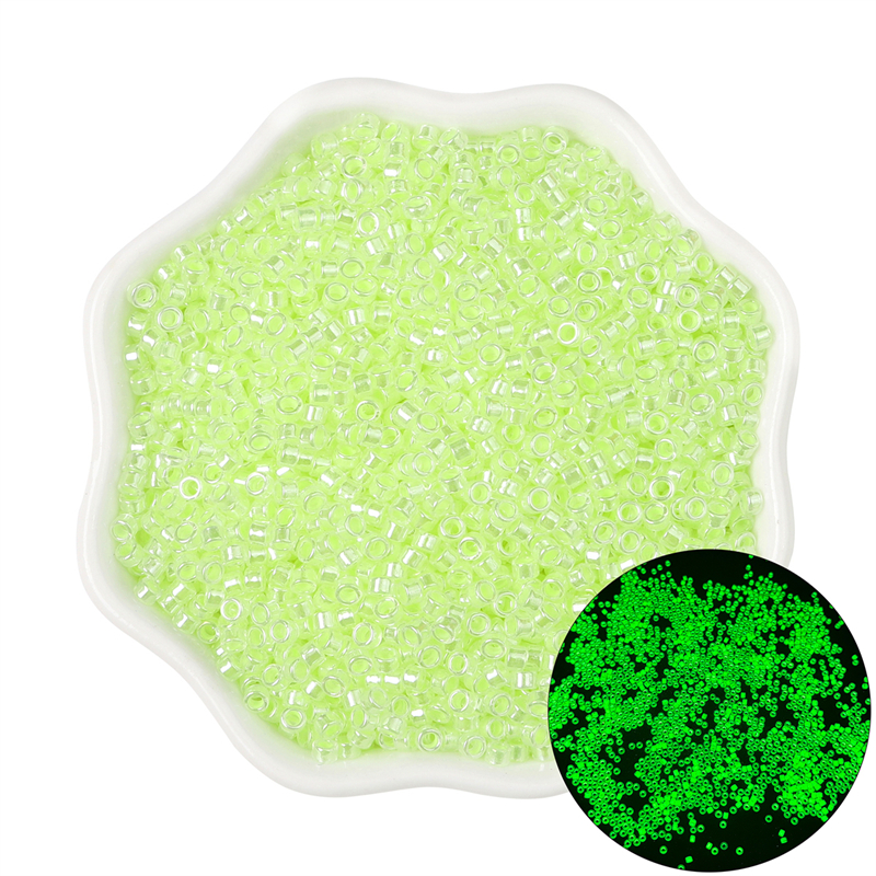10g 700 Uds 2,5mm cuentas de semilla de vidrio luminosas que brillan en la oscuridad 1mm agujero para fabricación de joyería DIY pulsera collar cuentas artesanales: Rosa