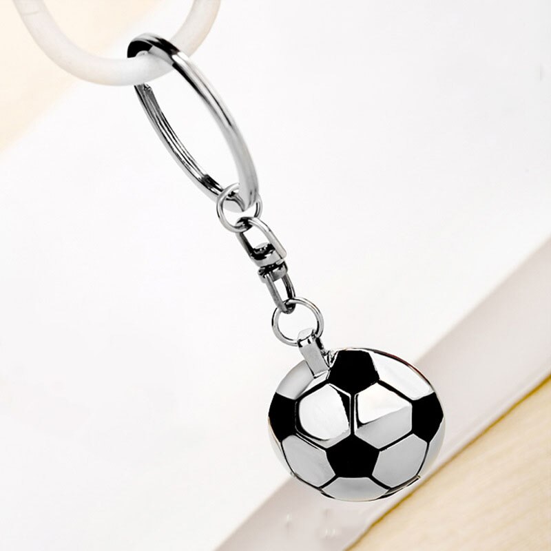 Fodboldfans fodbold vedhæng nøglering metal nøglering halvcirkelformet fodbold bagspejl jubilæum børn fødselsdag