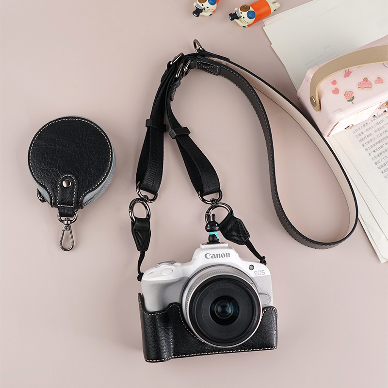Etui na aparat Canon EOS R50 Pokrowiec na aparat Pokrowiec ochronny Pół etui z paskiem na ramię Torba na aparat Otwarte dno Odporne na stratki: Inne / Bundle 3