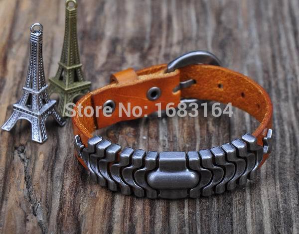 D05 Orange Leder Armbinde Armbinde wellenförmige Nieten Manschette unisex & männer