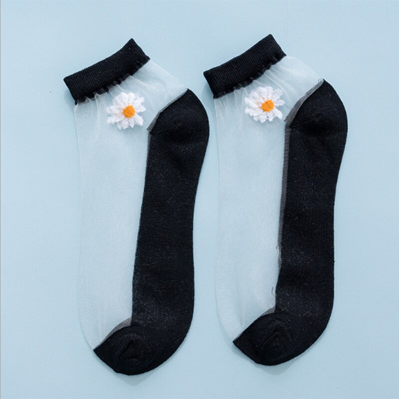 9 Colors Daisy Ultrathin Ankle Sock Women Transparent Breathable Comfortable Elastic Sweat Absorbent Candy Sock: Black