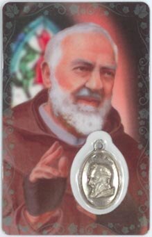 Estampa Padre Pio de Pietrelcina fue un fraile y sacerdote católico italiano famoso por sus dones milagrosos