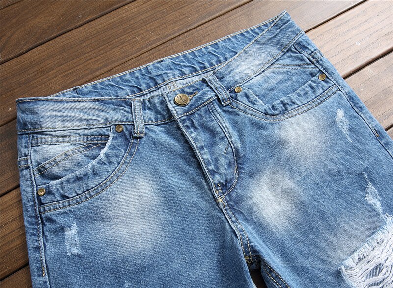 Tynde mænds ripped jeans lyseblå straight jeans casual all-match street hipster behagelig