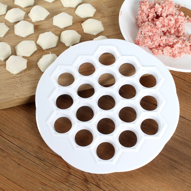 Presse à pâte à 19 trous, outils pour boulettes, 21x 2cm moules à boulettes blanches, fabricant de boulettes en plastique, outils de pâtisserie de cuisine pratiques