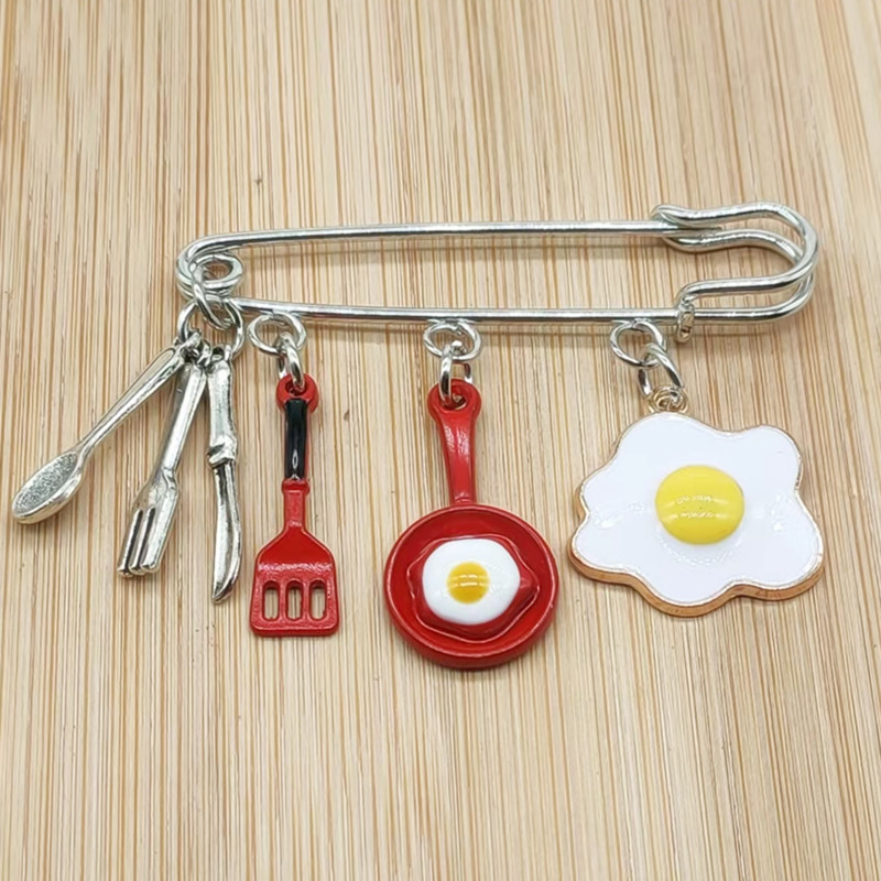 Mode Chef Chef Broche Gebakken Ei Koekenpan Servies Keuken Mes En Vork Broche Chef: WHITE / Licht Geel Goud Kleur