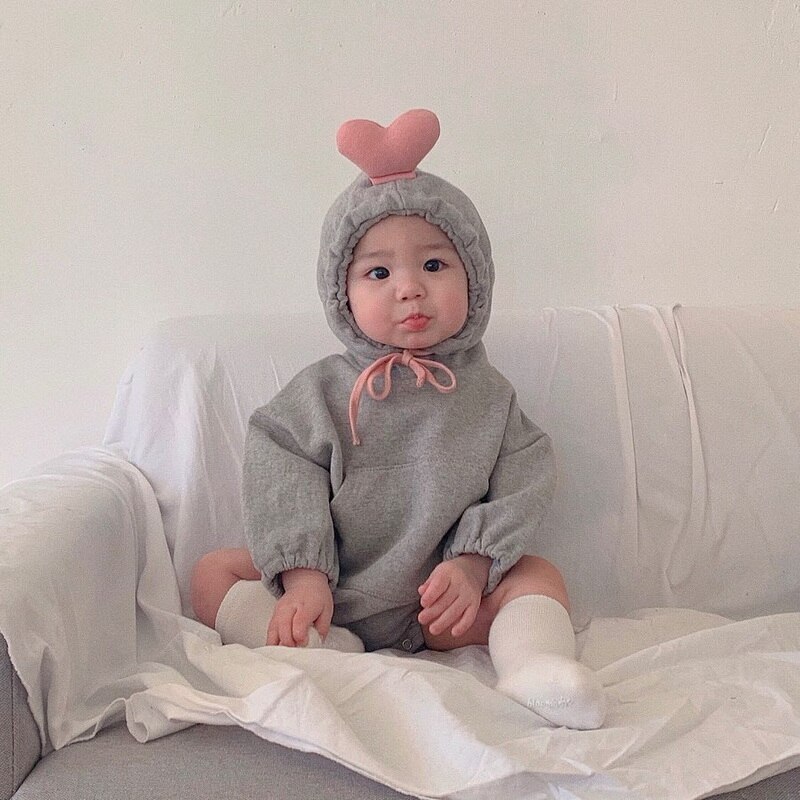 2022 Baby-bodys für mädchen und jungen, 3d baumwoll-Overall mit kapuze und herzchenmuster, langärmelig, für neugeborene, freizeitkleidung  e2800