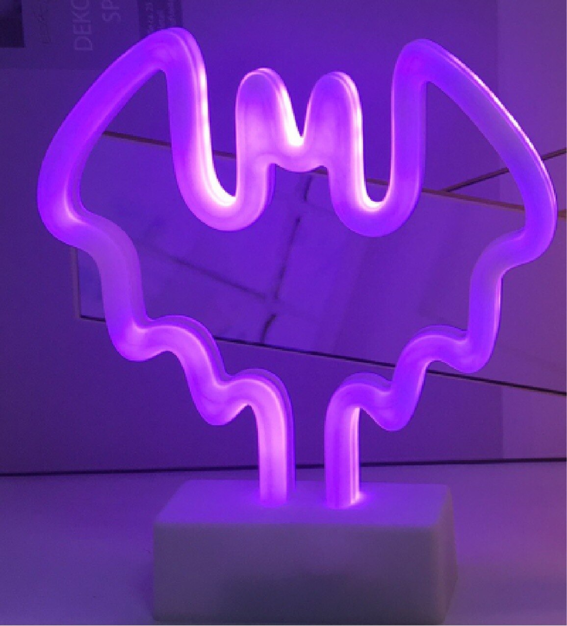 LED Neon Sign Light Pumpkin Bat Popsicle Party Decoration Neon Lamp Halloween Birthday Party Home Decor Night Lamp: Bat