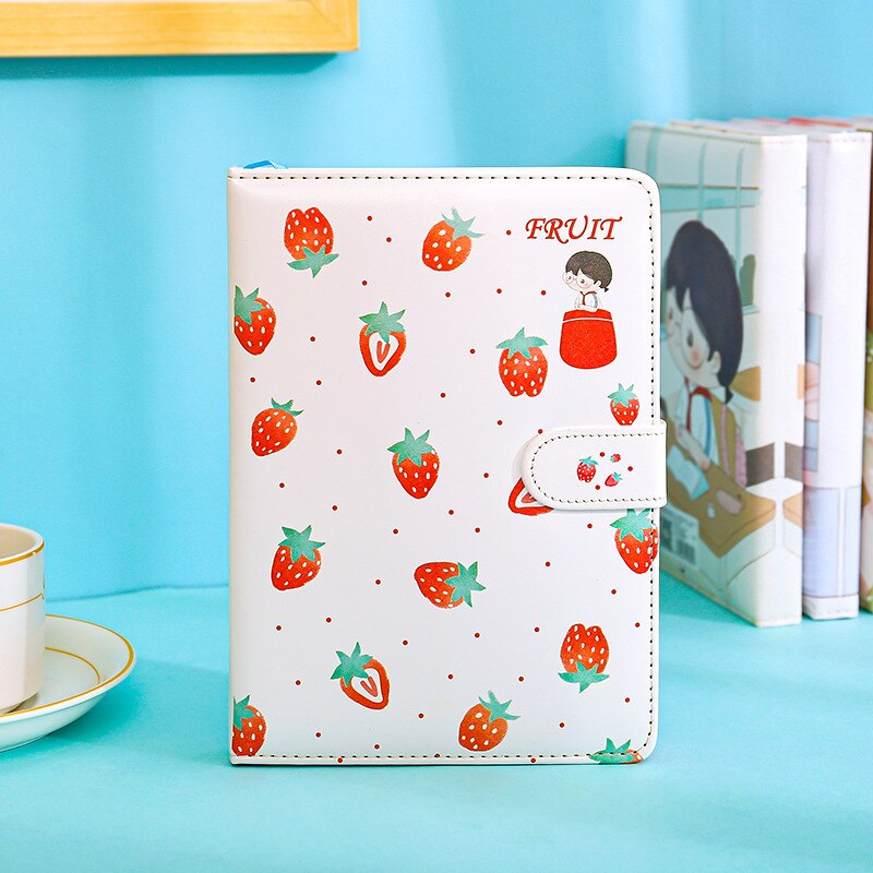 Skysonic A5 32K Aardbei Vruchten Gilrs Magnetische Gesp Notebook Leeg Gird Papier Zuivel Pu Boek Kawaii Journal Agenda Briefpapier: Strawberry