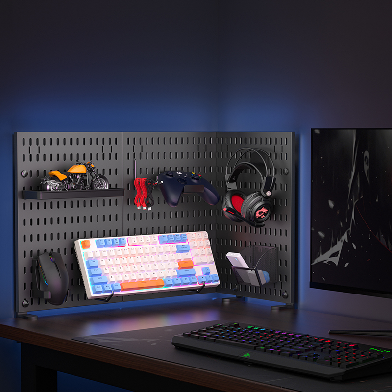 Desktop opslag pegboard voor kantoor en thuisgebruik, uitgerust met verschillende accessoires, vrij te combineren voor decoratie.