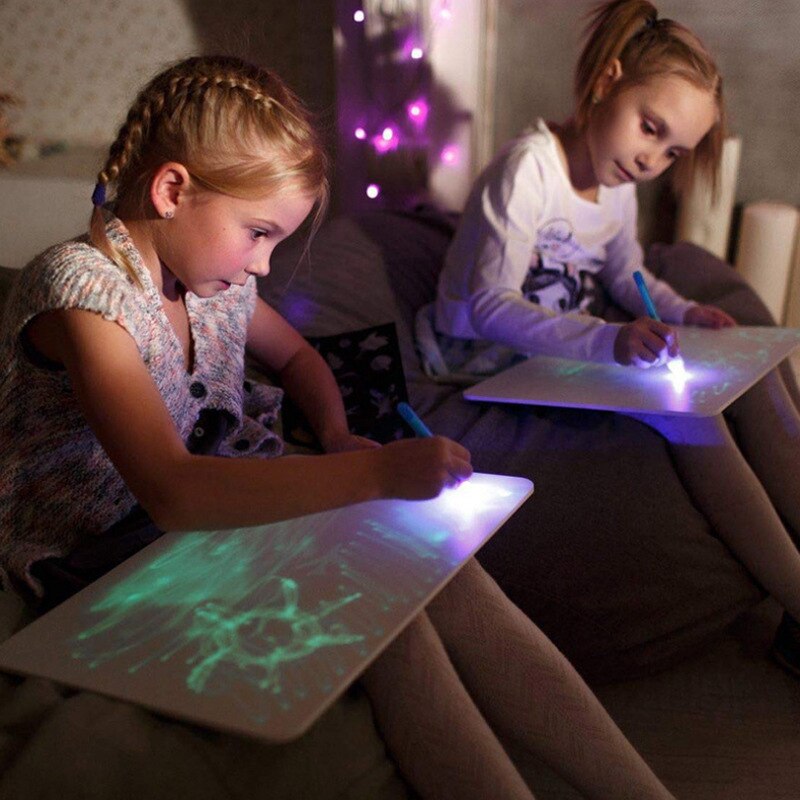 Tablero de dibujo luminoso mágico para niños, tableta de juguete para dibujar en la oscuridad con bolígrafo fluorescente, luz rusa, juguetes educativos para niños