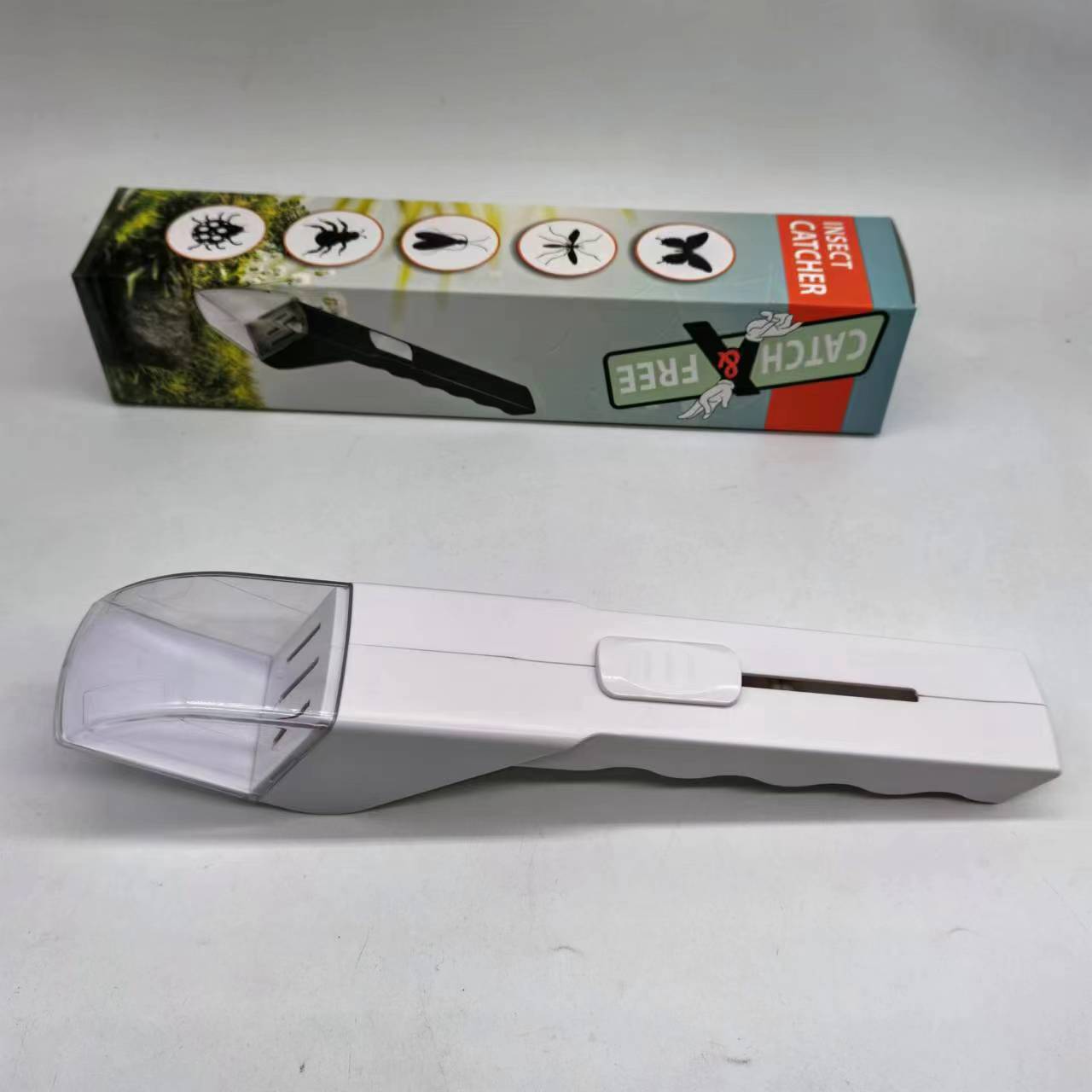 Insect Catcher Handheld Insect Catcher Bee Insect Gripper Bee Cockroach Spider Grab Artifact: WHITE