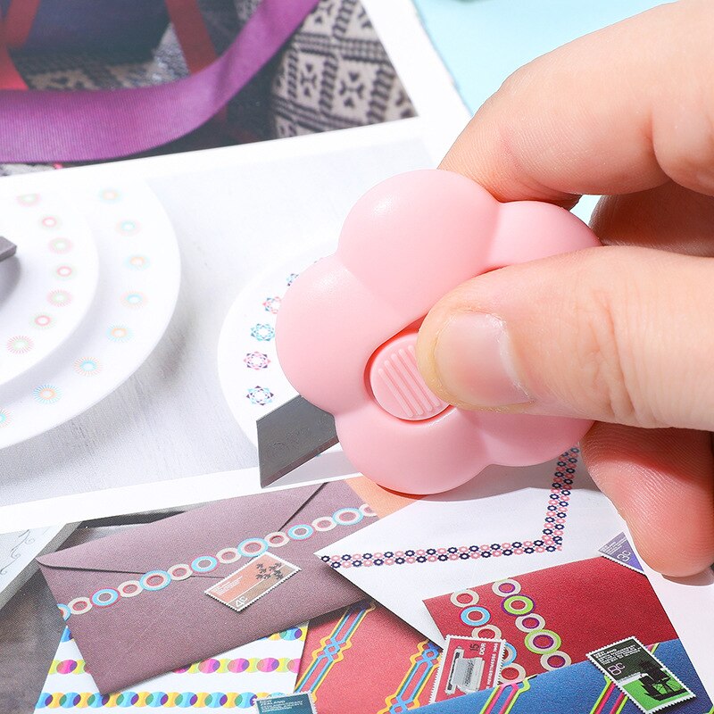 1pcs Cute Flower Utility Knife Portable Mini Box Opener Cloud Shape Art Handmade Paper Cutter School Office Accessories