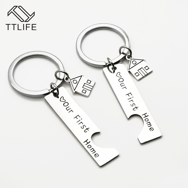 TTLIFE 2pz Portachiavi Inciso La Nostra Prima Casa Casa Portachiavi Coppie Regali Inaugurazione Della Casa di bel Regalo di trasporto libero per Il Nuovo I Proprietari di Casa