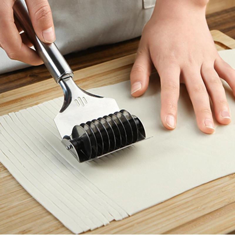 Flexible Stainless Steel Vegetable Roll Crusher Noodle Maker Lattice Roller Docker Dough Cutter Kitchen DIY Dough Cutting Tools