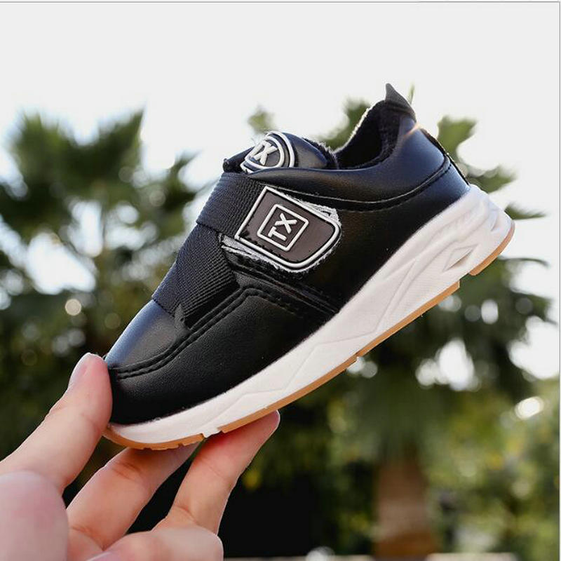 Nova Marca Crianças Botas Meninos Tênis de Inverno Engrosse Fur Manter Aquecido Botas Tênis de corrida Para Os Meninos Das Meninas Do Esporte Sapatos Macios Da Menina UE 21-30
