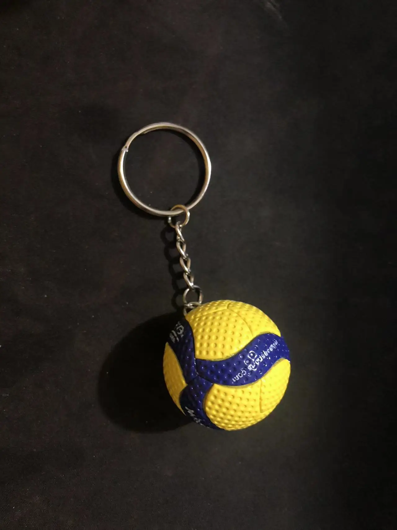 Llavero de voleibol, hardware de 3,8 CM, colgante de PVC, premio de competición, de empresa, colgante de voleibol personalizado: Rojo