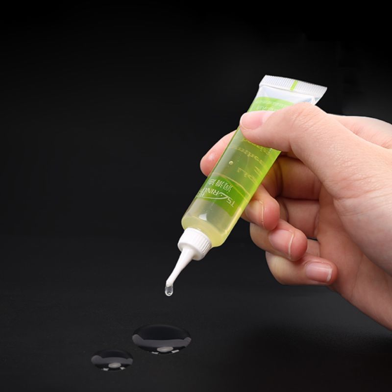 2 Pcs/set Fishing Reel Maintenance Lubricating Oil Spinning Wheel Lubricant Grea