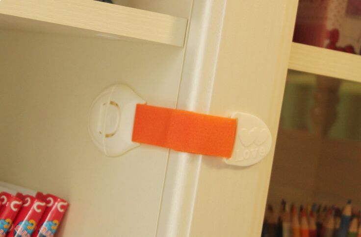 4 pc Child Kids Baby Care Safety Security Plastic Cabinet Locks&Straps Products For Cabinet Drawer Wardrobe Doors Fridge Toilet: Cabinet Locks Orange