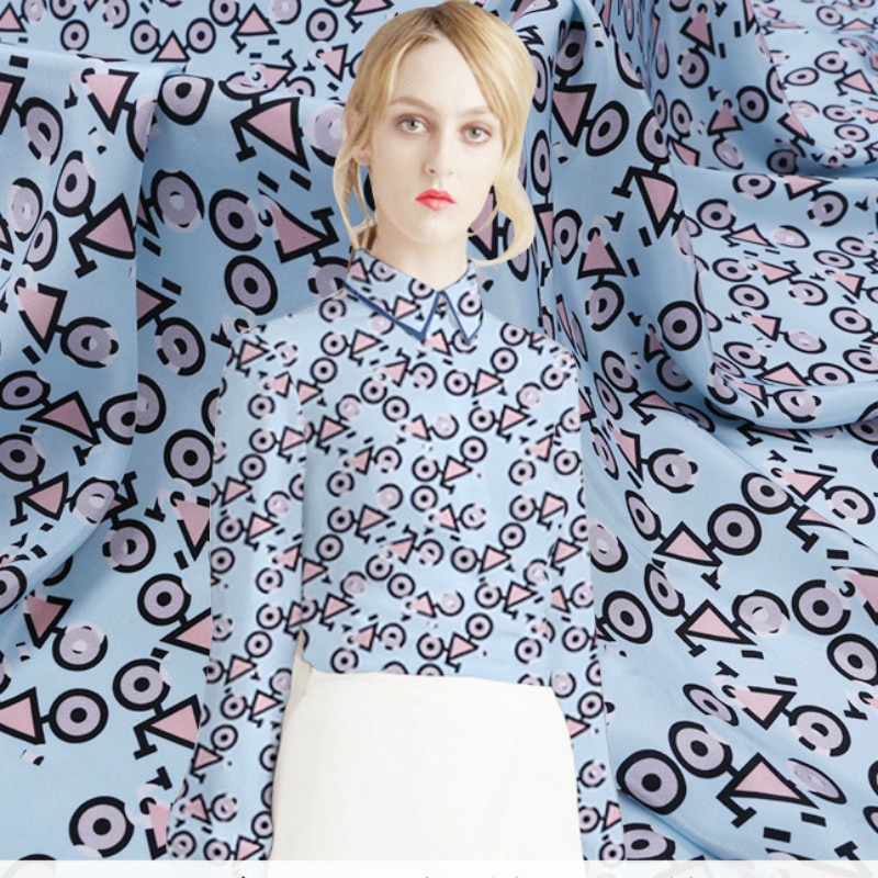 100% mulberry silk crepe de chine fabric cloth per meter 16mm 114 cm wide cartoon printed clothing dress fabric express