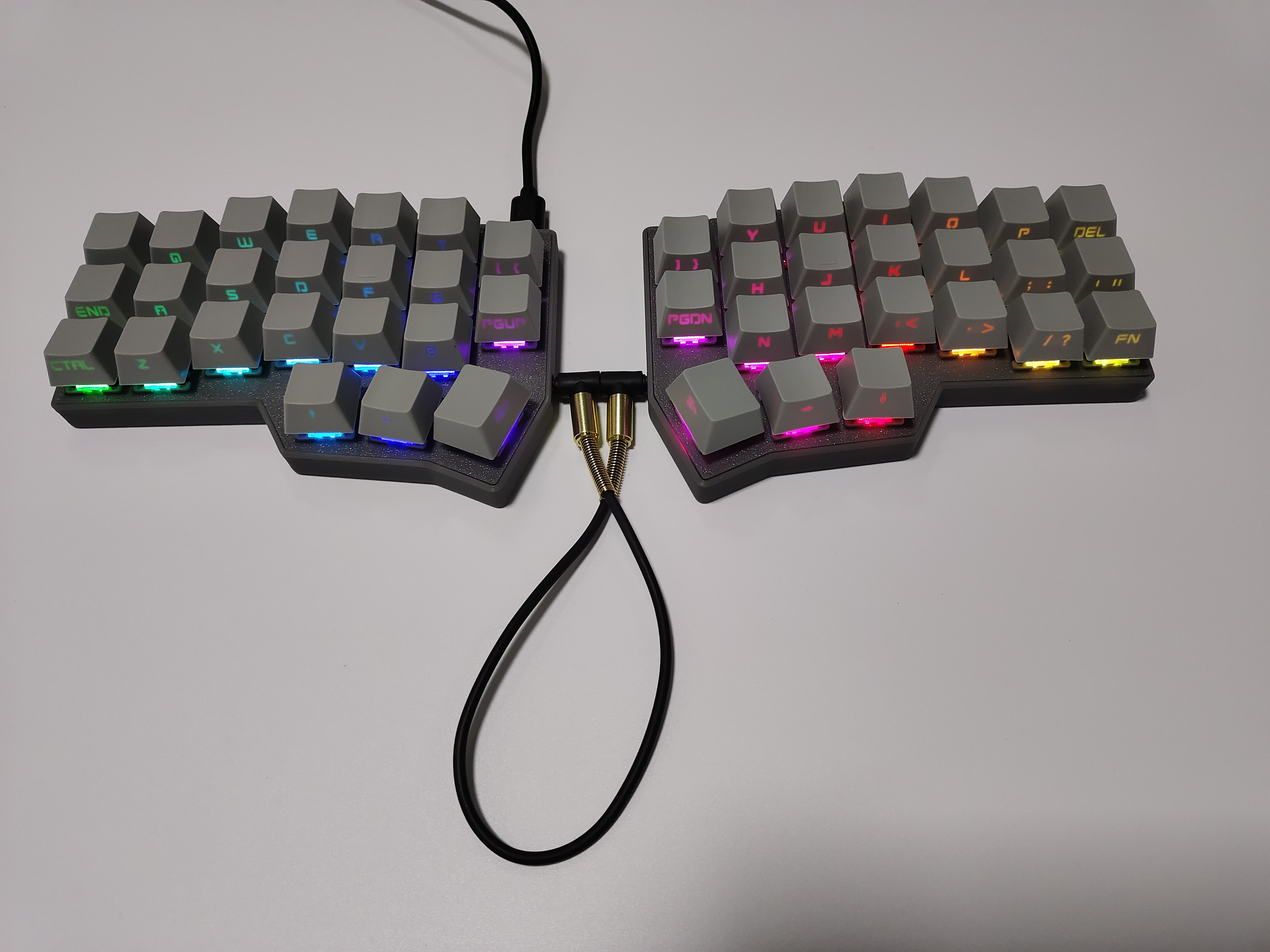 Corne crkbd  v4.1 -delat tangentbord trådbundet rgb-byte anpassat stöd qmk/via corne  v4.1 -delat tangentbordskit för pc-tillbehör