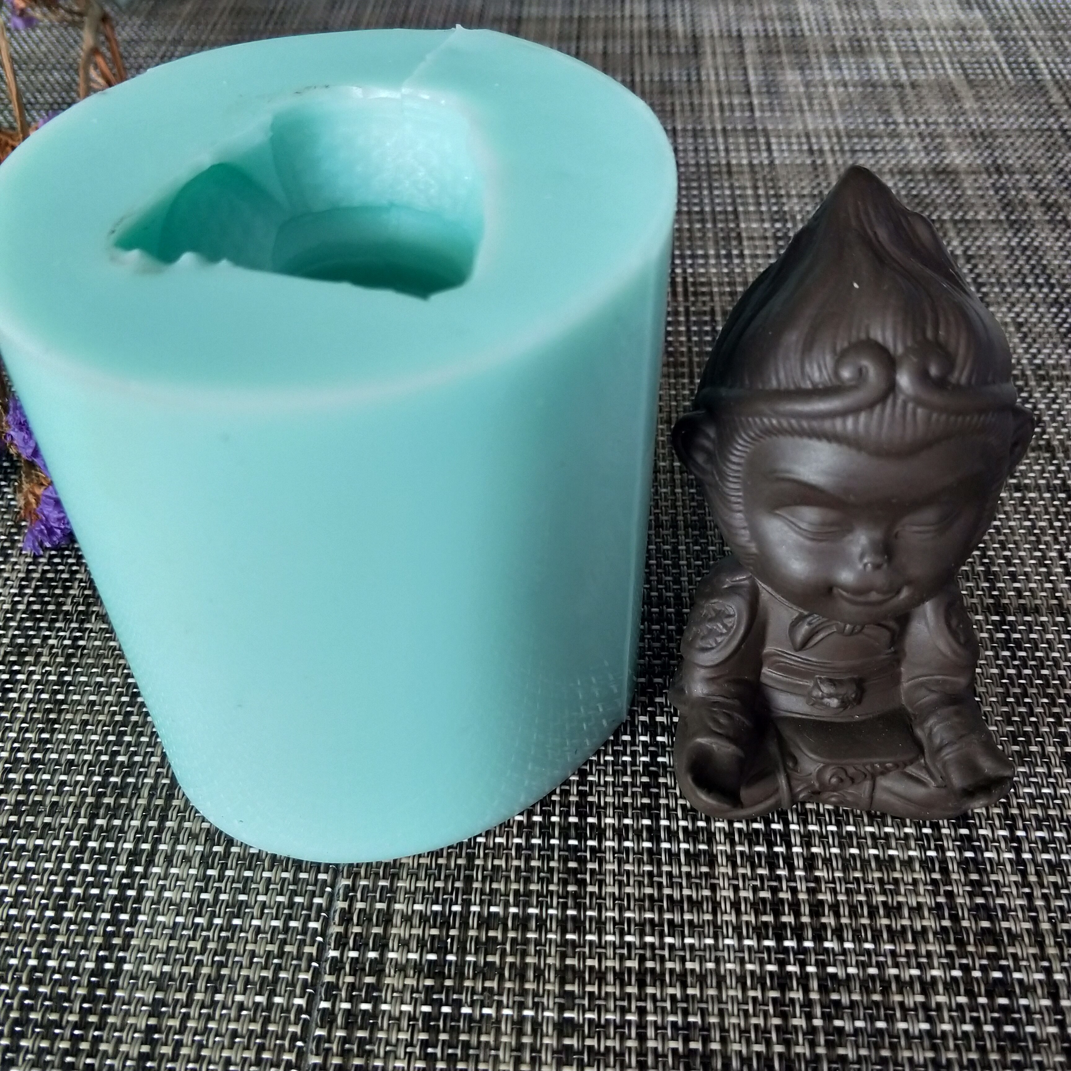 DW0142 Przy Siliconen Mal Zeep Mould Aap Boeddha Handgemaakte Zeep Maken Van Mallen Kaars Siliconen Mal Hars Klei Mold Milieuvriendelijke