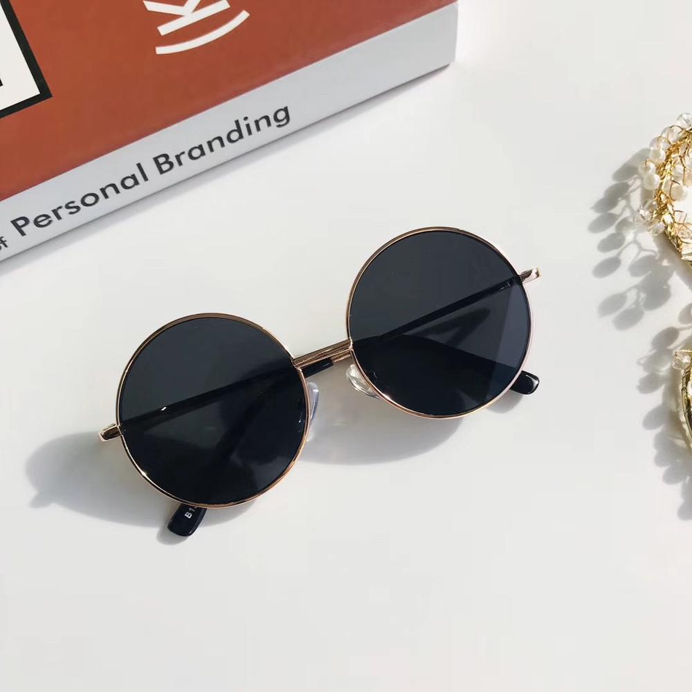 Gafas de sol redondas Retro de para mujer, gafas de sol de aleación para niños, gafas de sol para mujer, gafas con montura para Conductor, accesorios para coche: Black