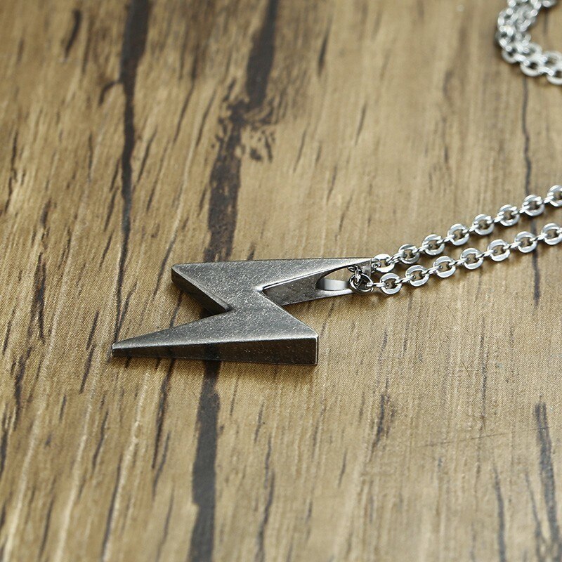 Collar con colgante de rayo gris para hombre, colgante de acero inoxidable con perno, Thunder Flash, joyería masculina de 20 -24 pulgadas