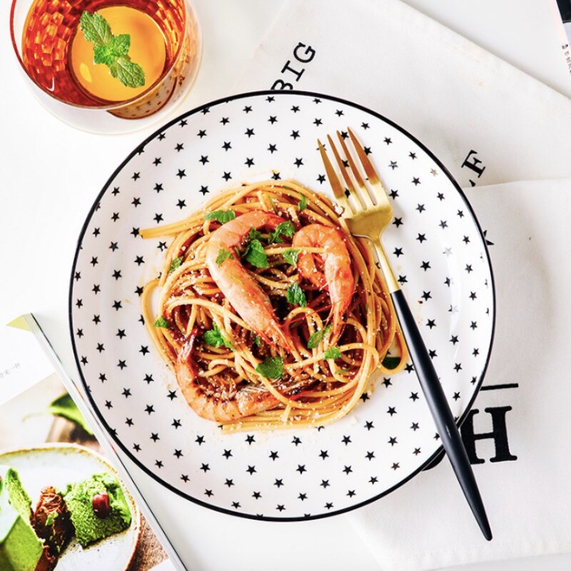 Salat tallerken middag fad tegneserie mønster bøf tallerkener hjem hotel gryde keramik mad retter bakke pasta restaurant fad