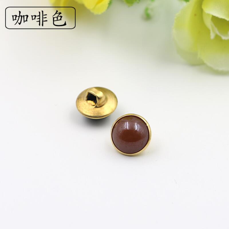 20 stuks 10mm mix kleuren koperen schachtneuzen knoop naaiknopen voor kleding dames overhemdknopen ronde oogbol decoratieve gespen: Bruin
