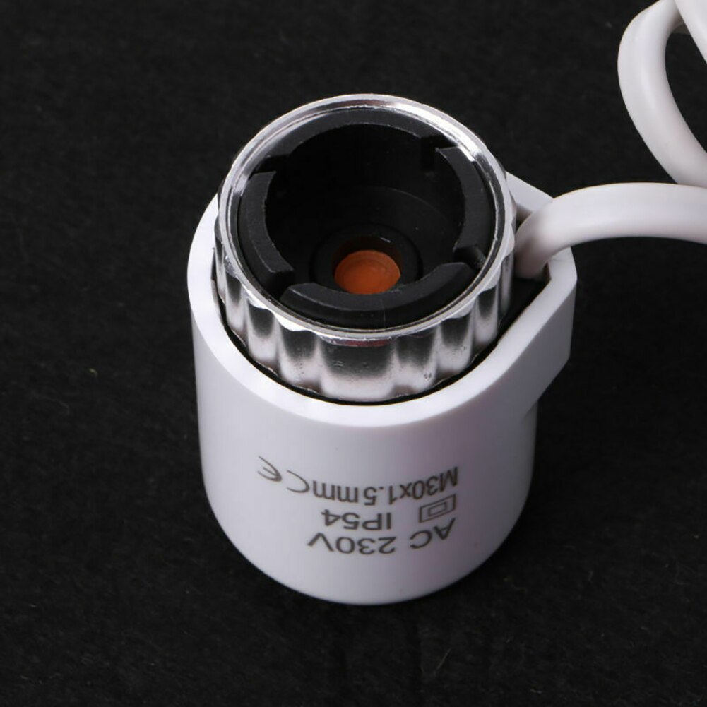 Actuador térmico eléctrico del colector práctico de 230V 2W reemplazo para PC el radiador del termostato normalmente abre los accesorios del hogar: 1
