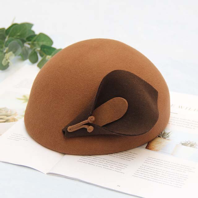 QDKPOTC nueva Flor de lirio fieltro boina Noble mujeres tocado Fedora sombrero cena boda sombreros: Marrón