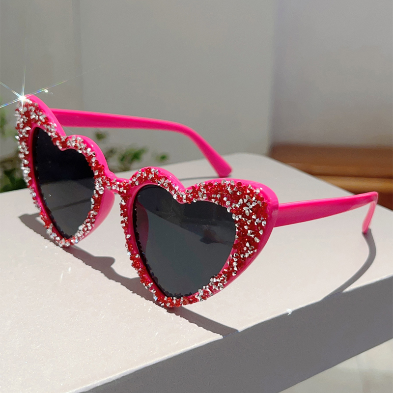 Óculos de sol vintage em forma de coração com strass para mulheres, óculos de sol novos originais, tons decorativos da moda, 2024: Verde