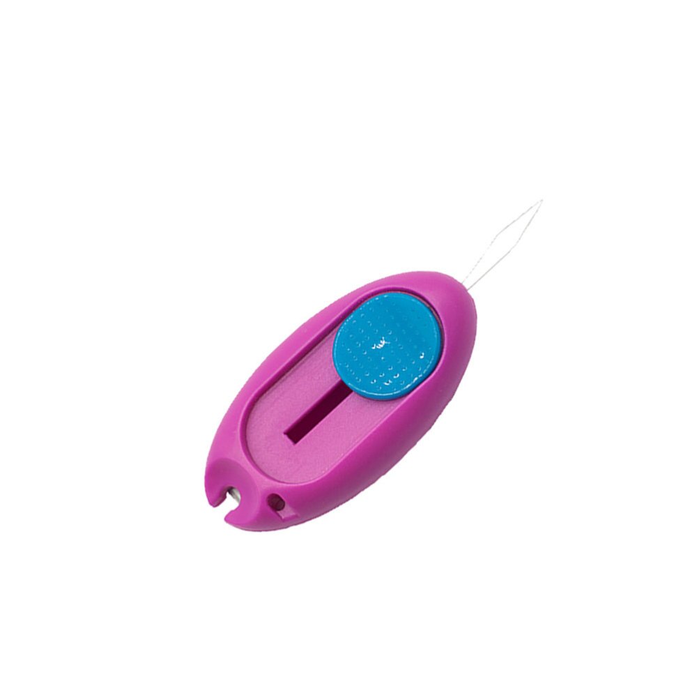 Twee-in-één draadinrijg- en knipapparaat plastic draadgeleidernaald naaimachine punchnaald gereedschap ouderenbenodigdheden (rood, met: Rood