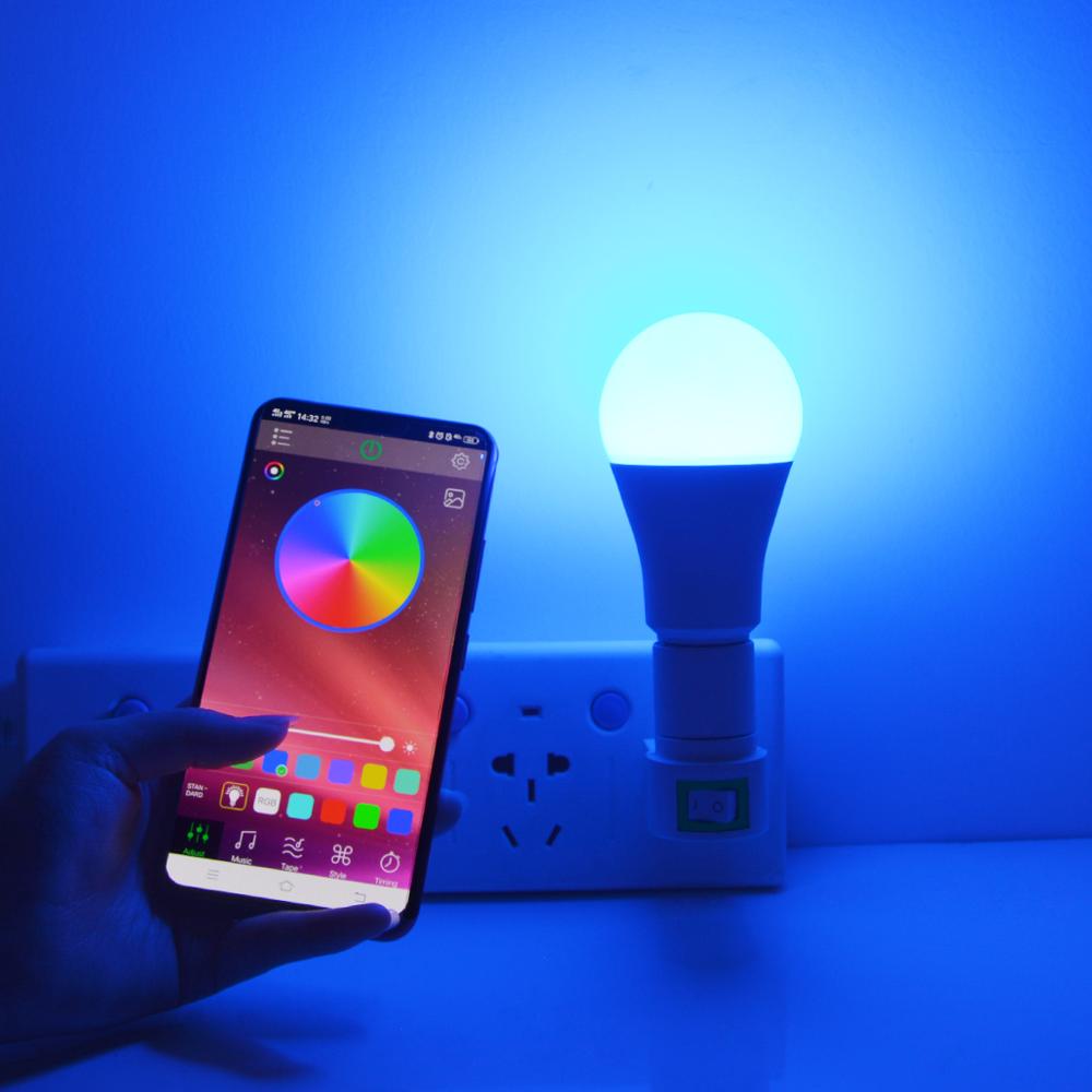 Bluetooth 4.0 APP Dimbare LED Lamp RGB 15 W 110 V 220 V Draadloze Magic LED lamp Muziek Controle Smart leven Thuis Verlichting E27 om E14