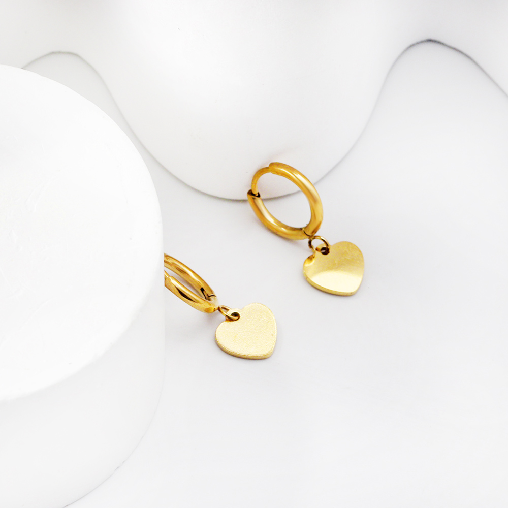 Pendientes de aro colgantes con dije geométrico Simple de lujo para mujer y hombre, Huggies de acero inoxidable con corazón, estrella, Luna, Cruz