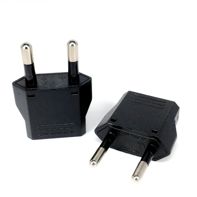 EU Stekkeradapter - 3 Stopcontacten - 10A 110-265V - Overspanningsbeveiliging - Universele Reisomvormer