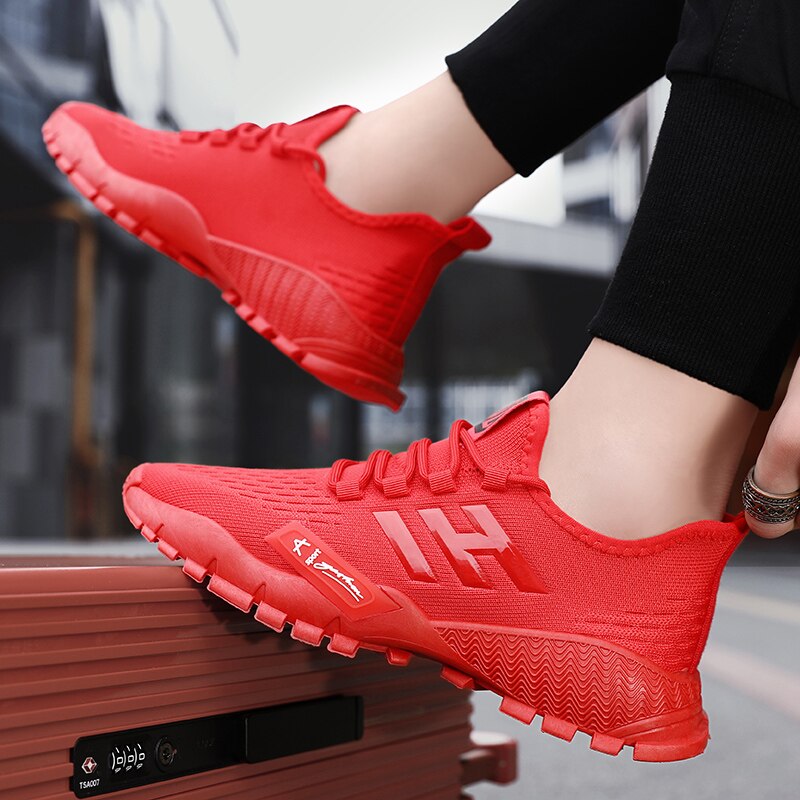 Men's Mesh Breathable Golf Shoes Summer Breathable Golf Sports Shoes Men's Jogging Track and Field Training Shoes Size 39-44
