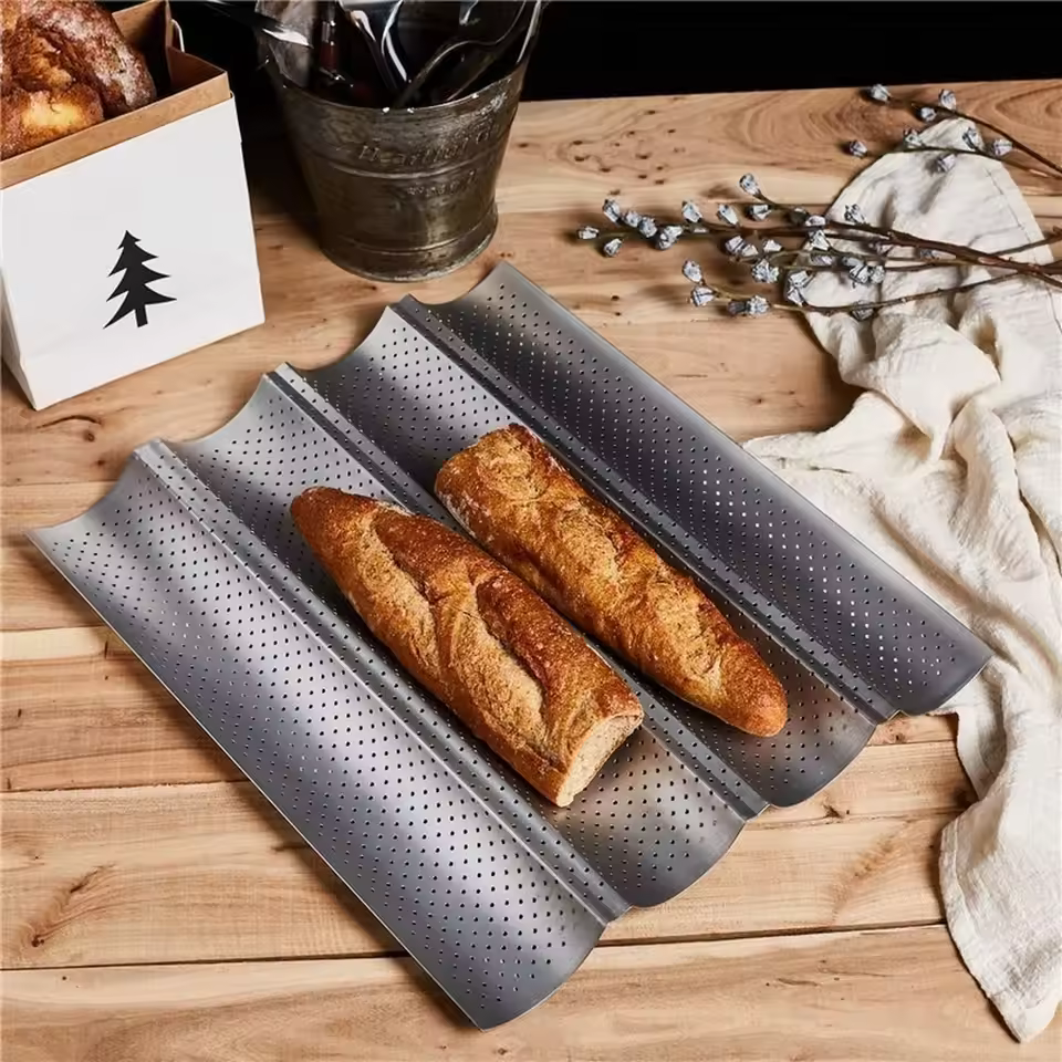 Nonstick Perforated French Bread Baking Pan Carbon Steel Baguette Pan French Bread 4 Wave es Loaf Bake Mold Cooking Tray