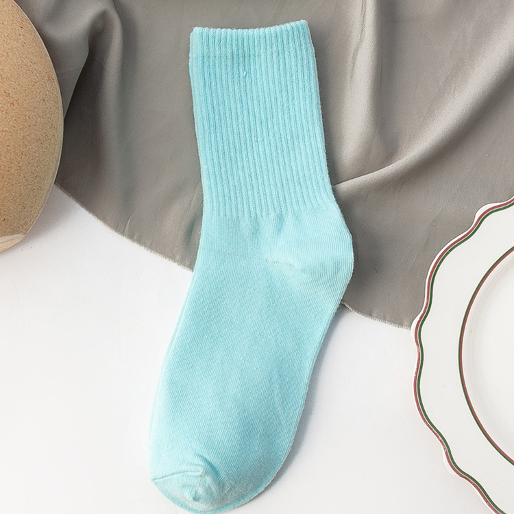 Damensocken aus 100er Baumwolle, modischer Trend, einfarbige Damensocken, Damensocken aus reiner Baumwolle, fröhliche Mädchensocken, kurze Besatzung-Söckchen: Lila