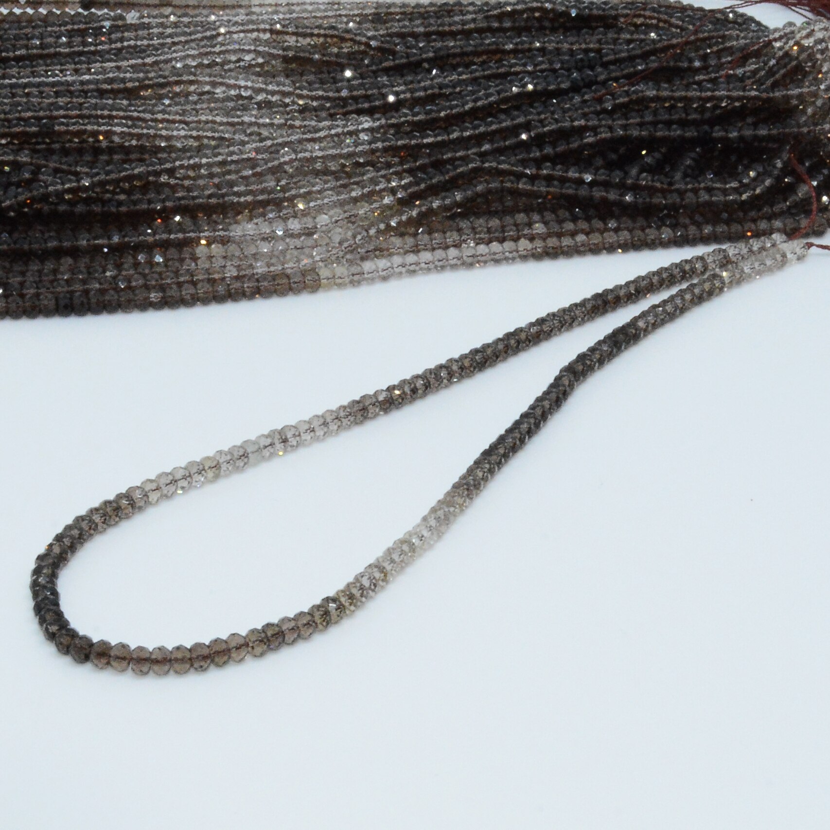 Naturalne kwarc dymny szlifowane okrągłe koraliki 4.2mm, grubość około 3mm