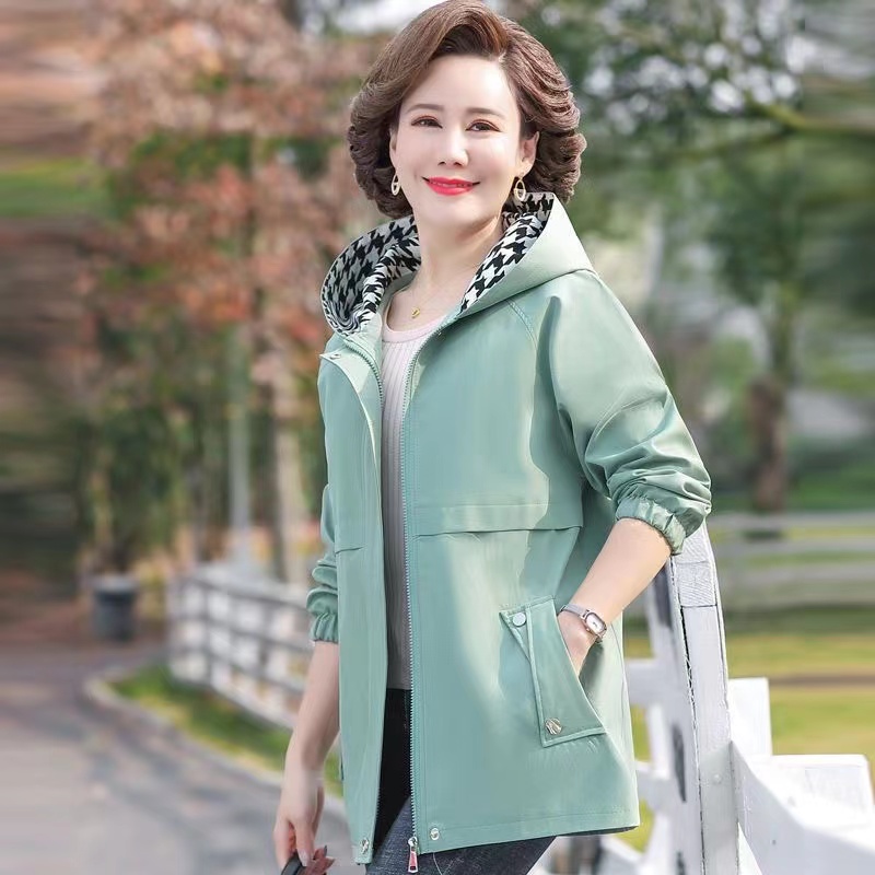 Middle-aged Elderly Women Jacket Spring Hooded Zipper Overcoat Autumn Coats Outerwear Mother Clothes Female Windbreakers 5XL