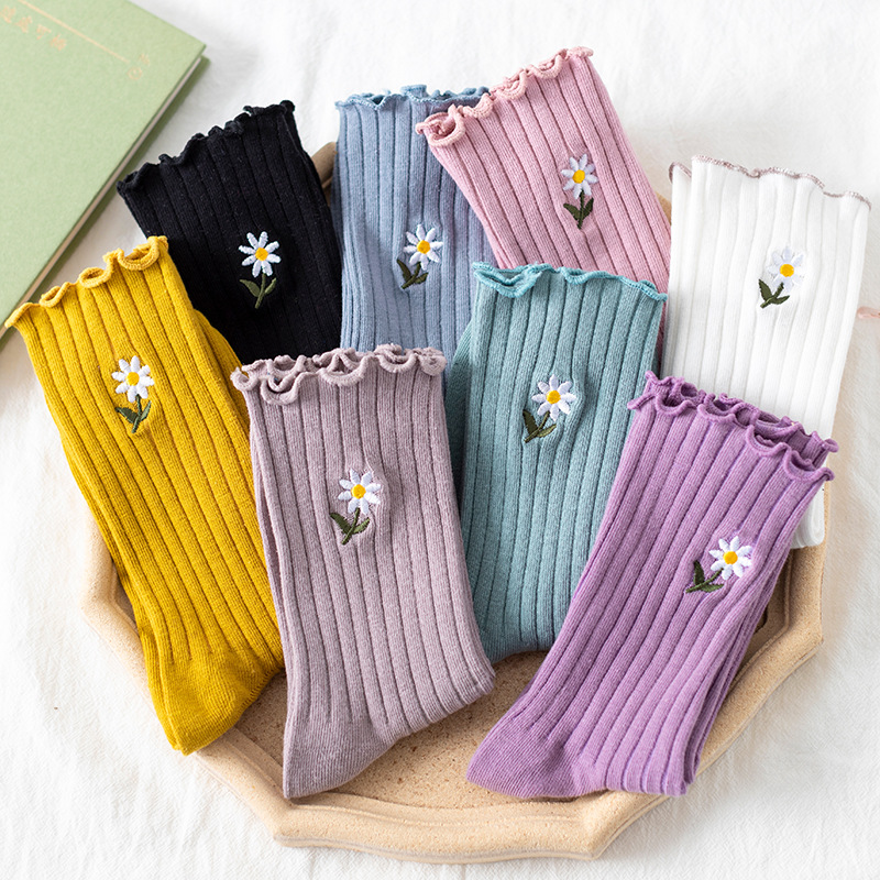 Streetwear Little Madeliefjes Borduur Leuke Sokken Vrouwen Japanse Koreaanse Harajuku Stijl Kawaii Sokken Herfst Winter Voor Dames Носки