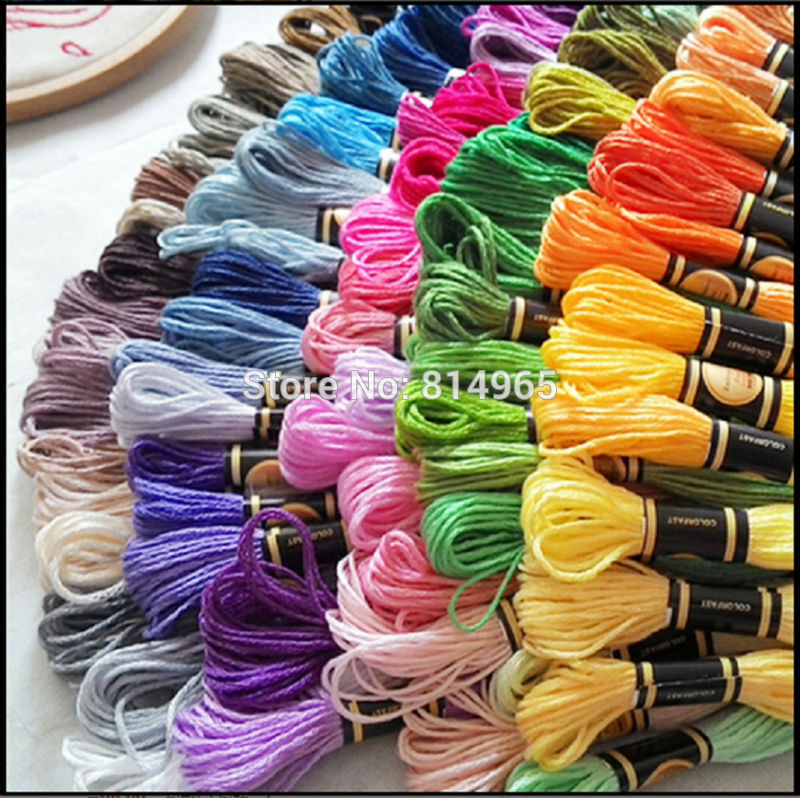Alle forskellige farver broderi floss garnetråd svarende til dmc tråd