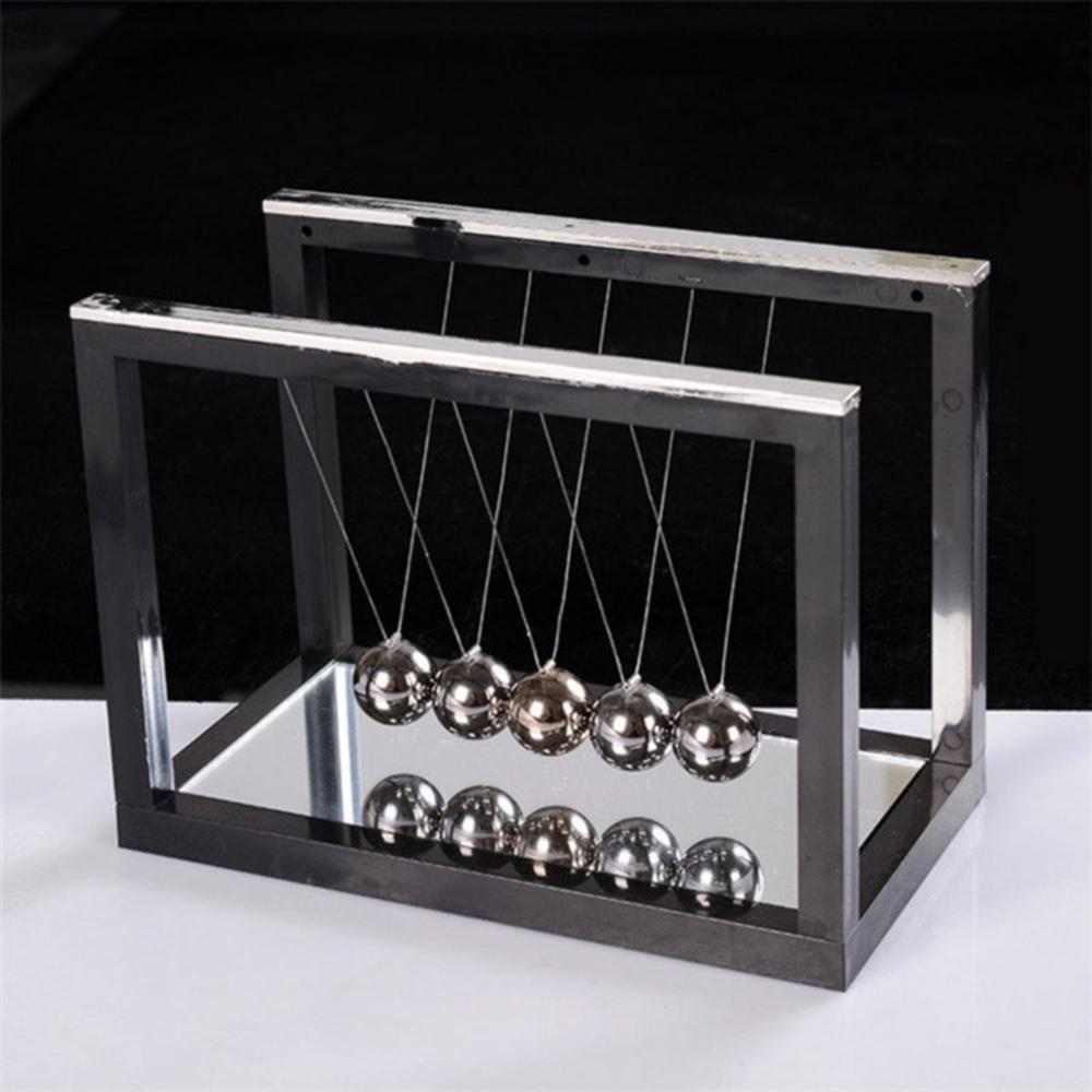 Berceau de Newton boule de pendule en métal socle en bois boule de billard bosse boule de bureau décor acier Balance boule de Newton utilisation de bureau