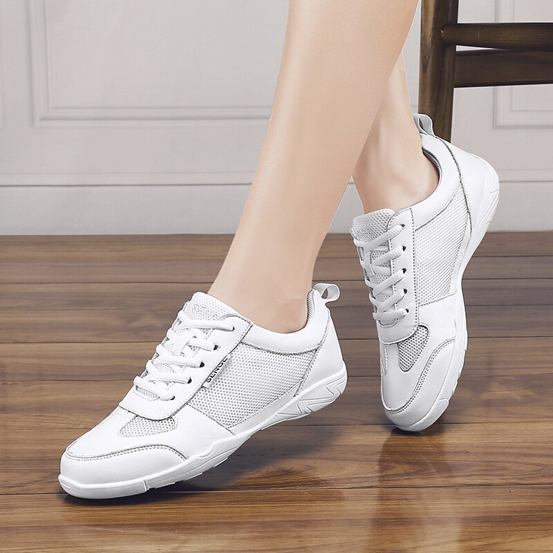 Åndbar mesh konkurrencedygtige aerobic sko cheerleading træningssko kvinders sko hvide specielle sko