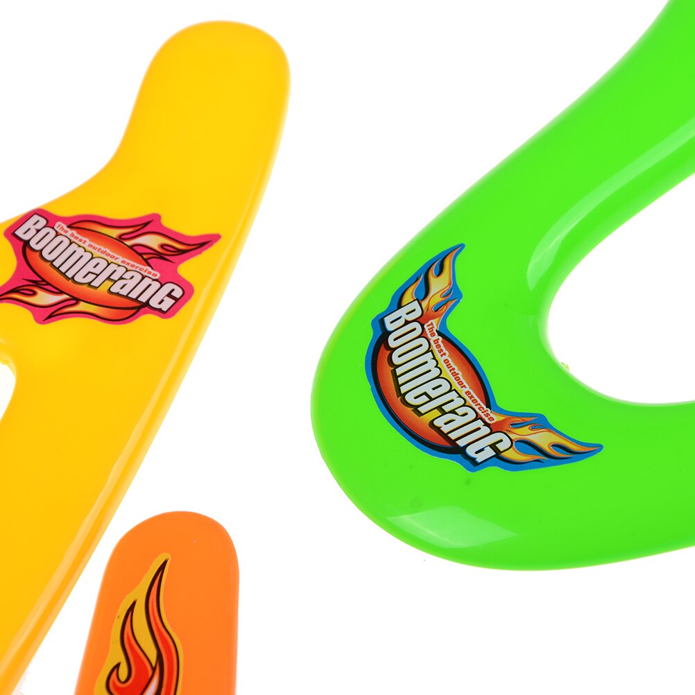 4 former boomerang letvægts tilbagevendende legetøj farverige sportslige throwback plast flyvende børnelegetøj