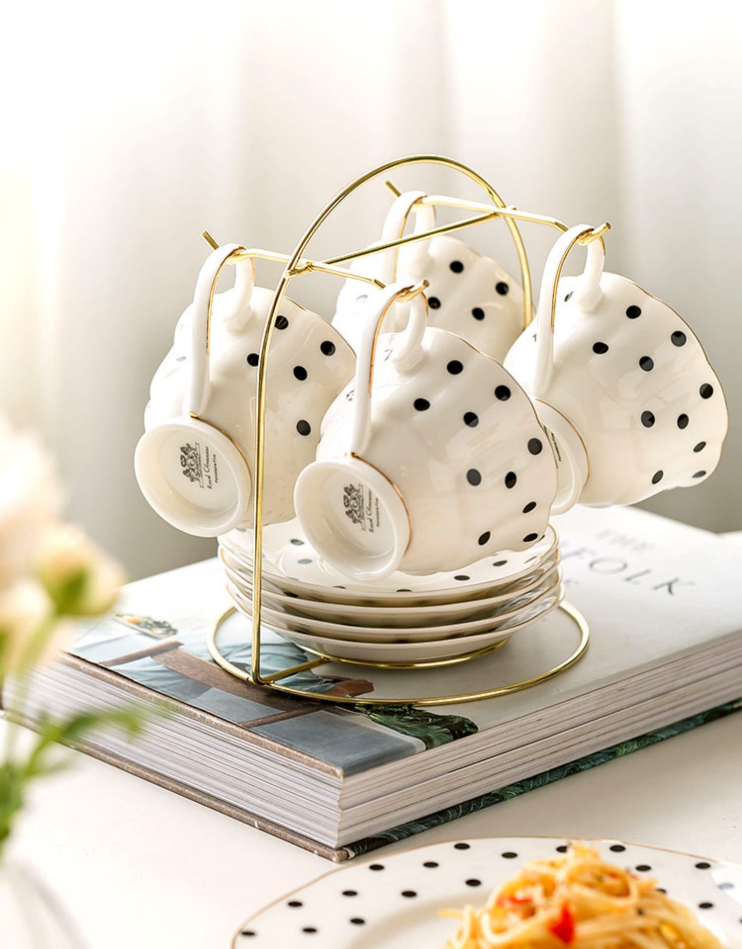 White Nordic Style Cute Ceramic Coffee Cup and Saucer Set Funny Cappuccino Coffee Cup Set Filizanki Do Kawy Mug BD50CS