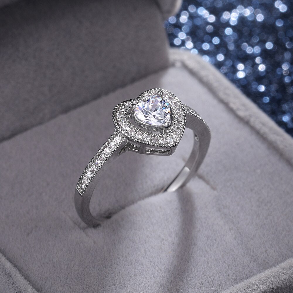 Luxe Cz Ring Klassieke Solitaire Ring Met Hart Vorm Zirconia Prong Instellen Wedding Engagement Ringen Voor Vrouwen Meisjes
