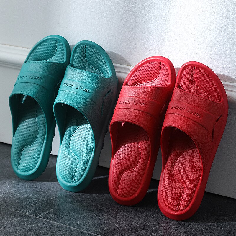 Pantoufles de Massage femme Couple maison intérieure antidérapante fond souple salle de bain bain en plastique EVA pantoufle mâle maison pantoufles hommes chaussures