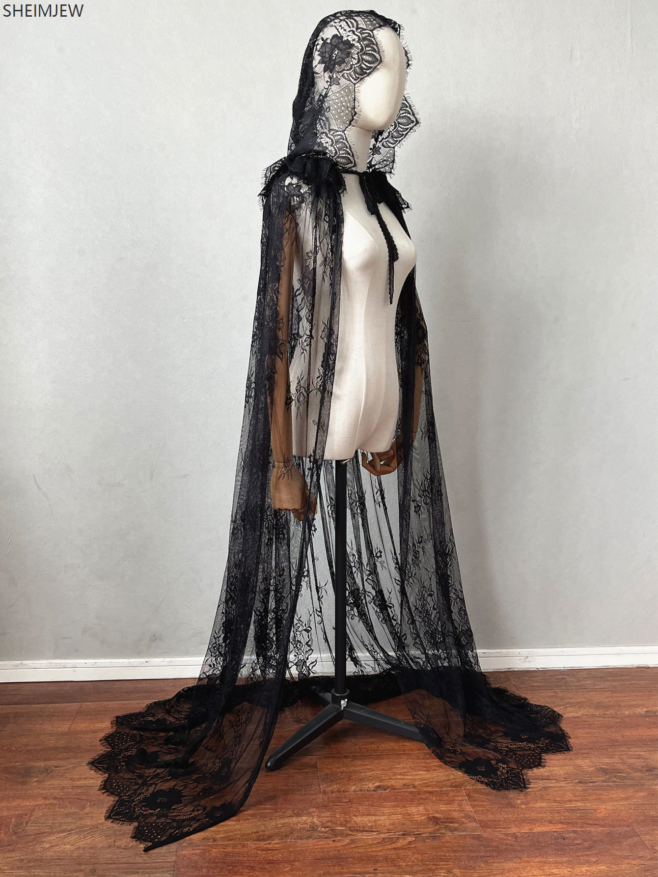 Scialle con cintura per festa di nozze vintage Coda lunga Fata medievale Mantello verde nero Abito da stregoneria gotica Mantello da strega di Halloween Cappuccio